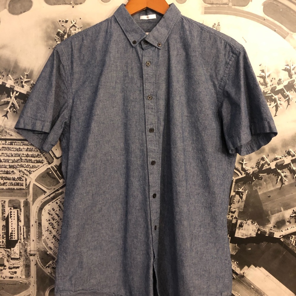 Frank & Oak Lrg Chambray SS Blue Shirt Like New